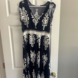 Blue and white maxi dress. Size xl